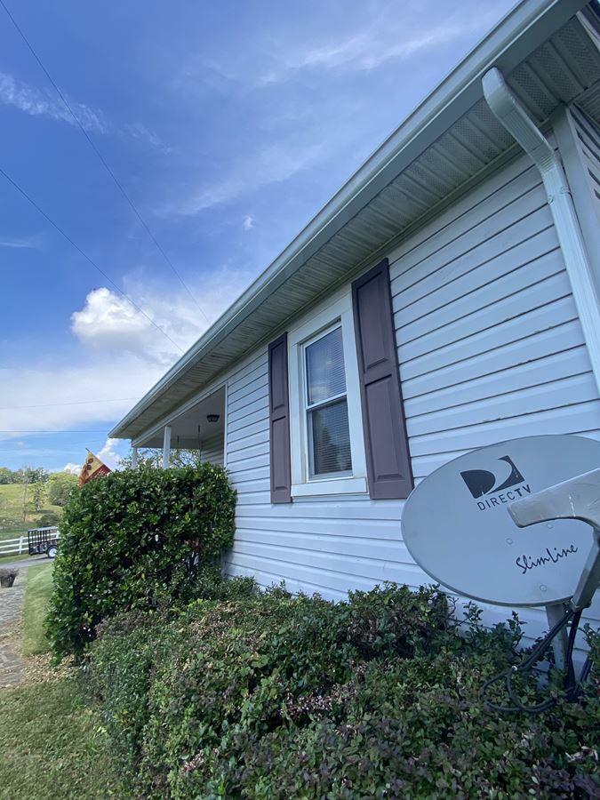 House washing in fincastle va